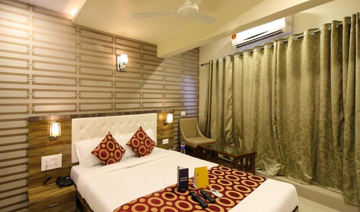 Hotel Western Court Boisar Ngoại thất bức ảnh